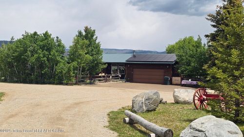 15 Badger Trl, Pinedale, WY, 82941 | Card Image