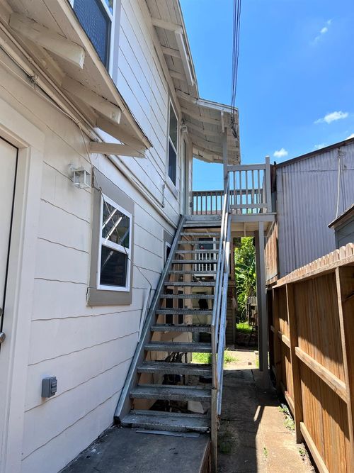 e-6708 Avenue I, Houston, TX, 77011-2534 | Card Image