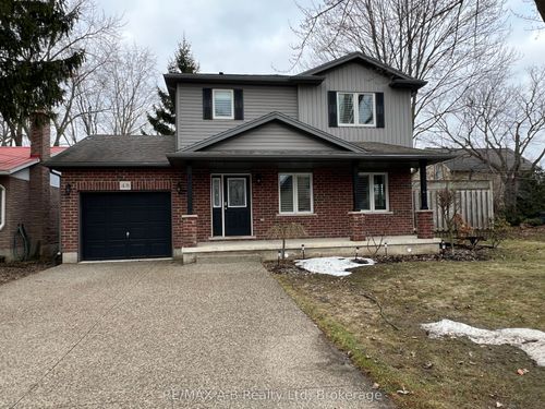 48 Wellington St, East Zorra Tavistock, ON, N0B2R0 | Card Image