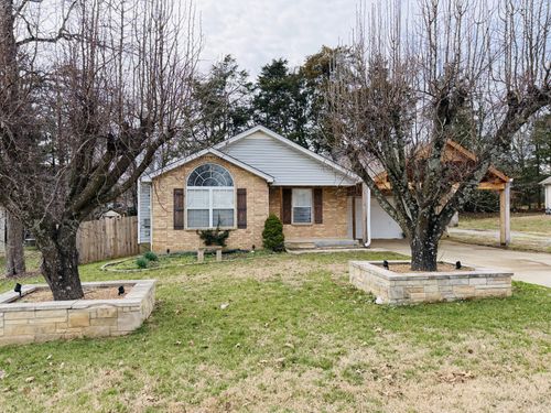 863 Lavergne Ln, LA VERGNE, TN, 37086-4273 | Card Image