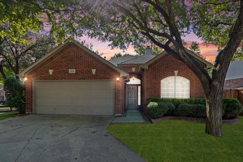 8028 Sitka St, Fort Worth, TX, 76137-6118 | Card Image