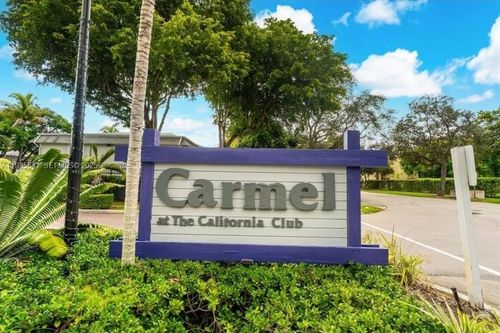 33-811 Ne 199th St, Miami, FL, 33179-3084 | Card Image