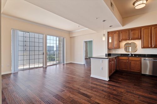 1009-3225 Turtle Creek Blvd, Dallas, TX, 75219-5466 | Card Image