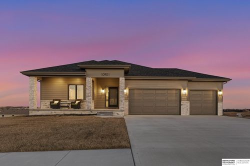 10901 N 161st St, Bennington, NE, 68007-7509 | Card Image