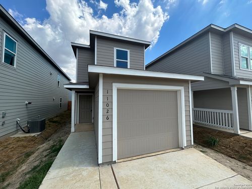 11026 Tree Line, San Antonio, TX, 78223-4784 | Card Image