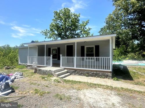 211 Sandy Ridge Rd, FREDERICKSBURG, VA, 22405-3540 | Card Image