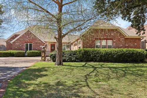 2275 Turningleaf Dr, Beaumont, TX, 77706-7713 | Card Image