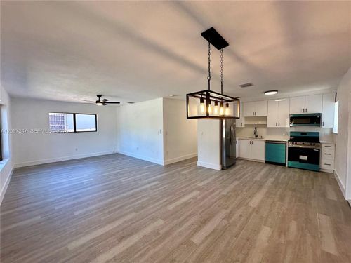 1150 Nw 116th Ter, Miami, FL, 33168-6231 | Card Image