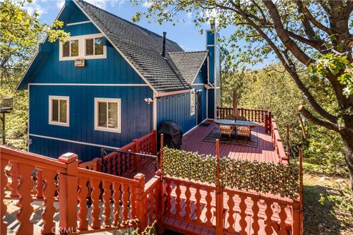1372 Sequoia, Lake Arrowhead, CA, 92352 | Card Image
