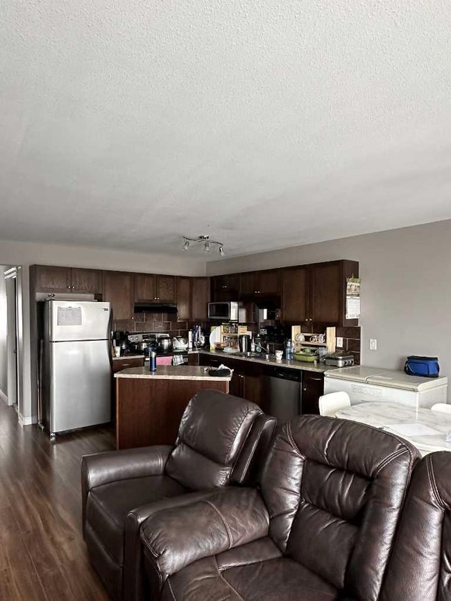 11224 71 Avenue, Home with 3 bedrooms, 1 bathrooms and 2 parking in Grande Prairie AB | Image 7