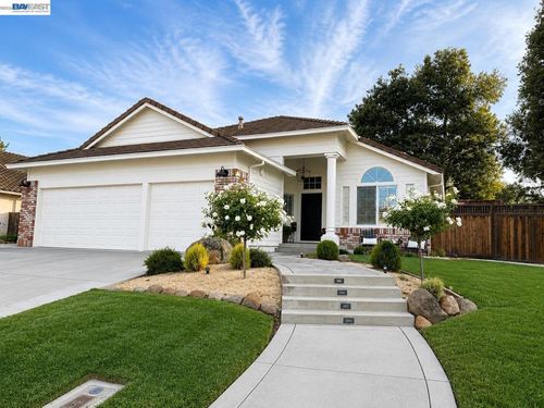 425 Beverly St, Livermore, CA, 94550-5064 | Card Image