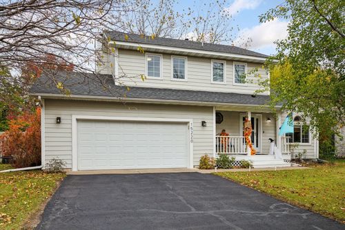 15220 47th Ave N, Plymouth, MN, 55446-2165 | Card Image