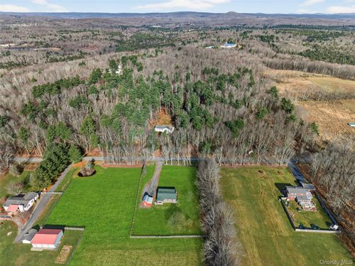 42 Butrick Rd, Ferndale, NY, 12734-5807 | Card Image