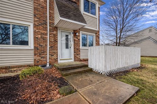 apt-c-5548 Ivy Ct, Willoughby, OH, 44094-3221 | Card Image