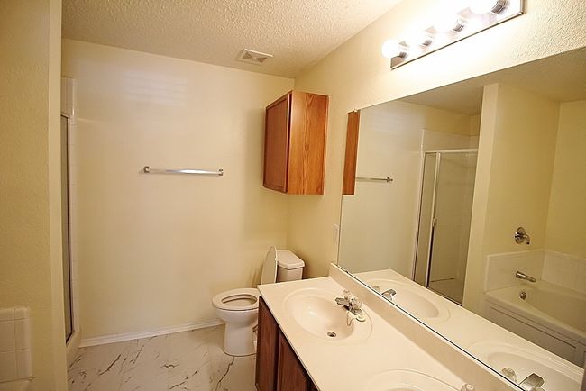 2415 Mallory Ln, House other with 4 bedrooms, 3 bathrooms and null parking in Lancaster TX | Image 7