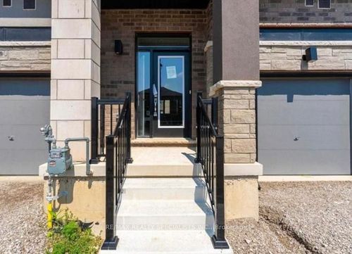 10 Dennis Avenue, Brantford, ON, N3V0C1 | Card Image