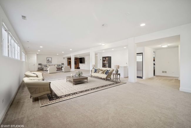 7 Preston Ct, House other with 6 bedrooms, 6 bathrooms and 4 parking in Lincolnshire IL | Image 36