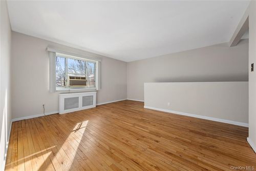 upper-220 Stronghurst Avenue, New York, NY, 11427 | Card Image