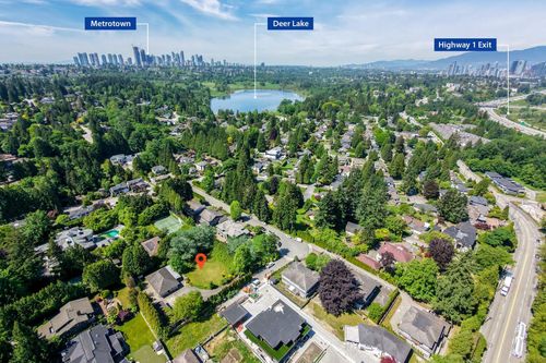 7668 Wheater Crt, Burnaby, BC, V5E4P3 | Card Image
