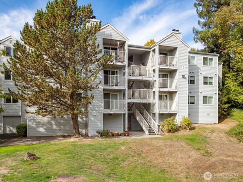 apt-b304-975 Aberdeen Ave Ne, Renton, WA, 98056-2881 | Card Image