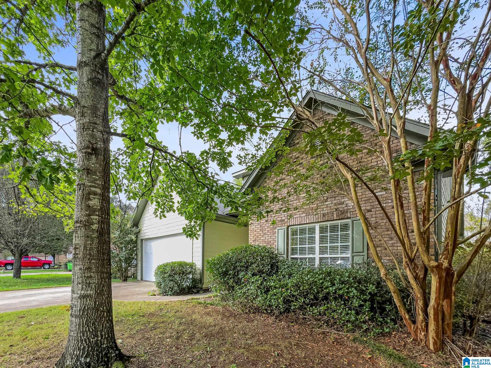 Kent Cir, Leeds, AL 35094