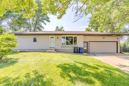 13521 240th Ave, Orleans, IA, 51360-7052 | Card Image