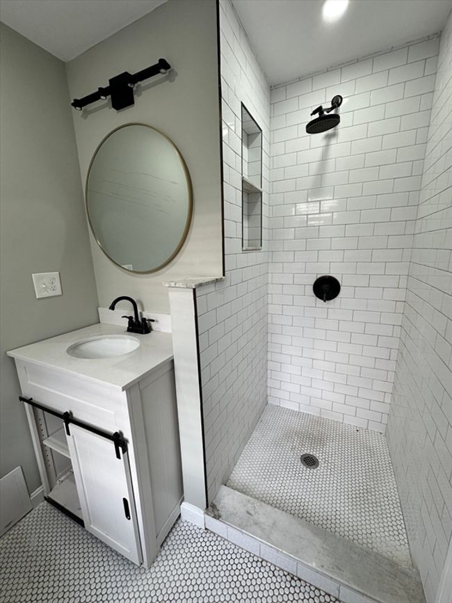 5 Coburn Ave, House other with 0 bedrooms, 1 bathrooms and 2 parking in Worcester MA | Image 6