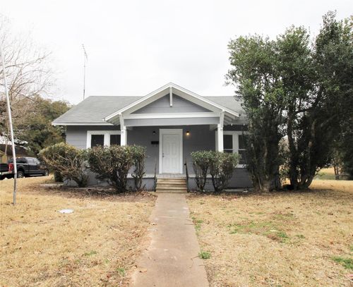 716 Olive St, Wharton, TX, 77488-4047 | Card Image