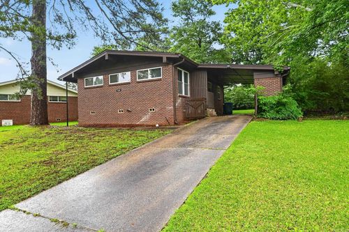 94 Broadmoor Dr, Little Rock, AR, 72204-3540 | Card Image