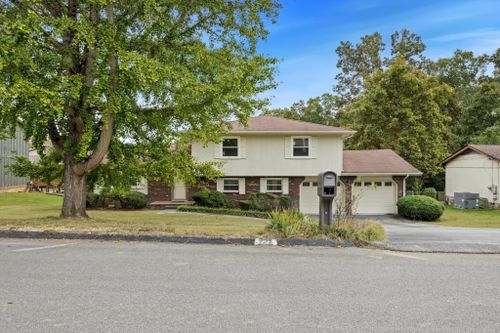 222 Sandpiper Ln, Chattanooga, TN, 37421-5320 | Card Image