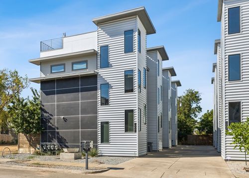 2-1921 California Dr, Dallas, TX, 75204-4610 | Card Image