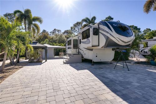 5846 Burrwood Ct, FORT MYERS, FL, 33905 | Card Image