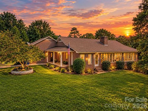 250 Tanner St, Rutherfordton, NC, 28139-3144 | Card Image