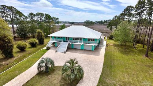 3336 Mills Bayou Dr, Milton, FL, 32583-8431 | Card Image