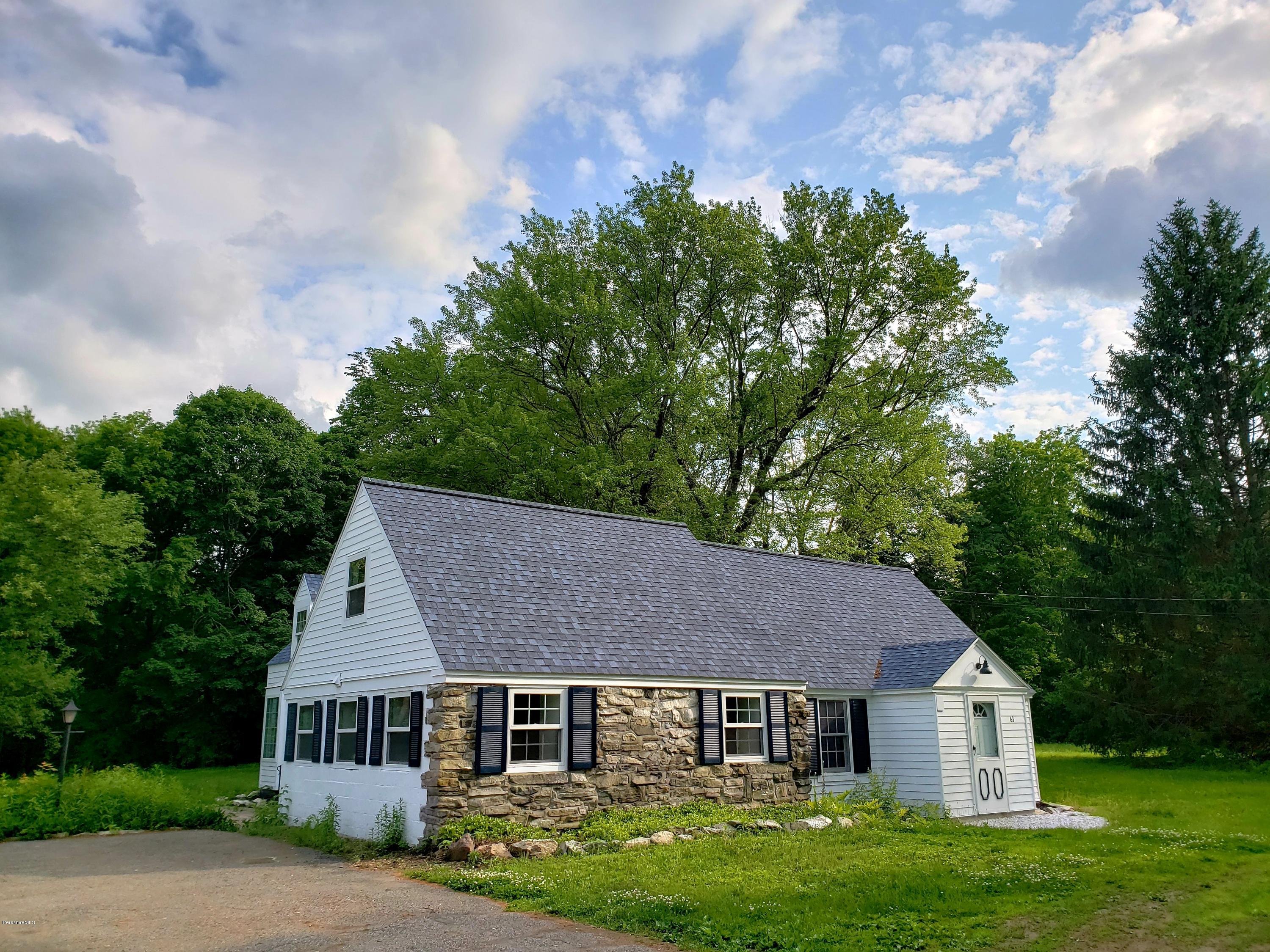 Division St, Great Barrington, MA 01230
