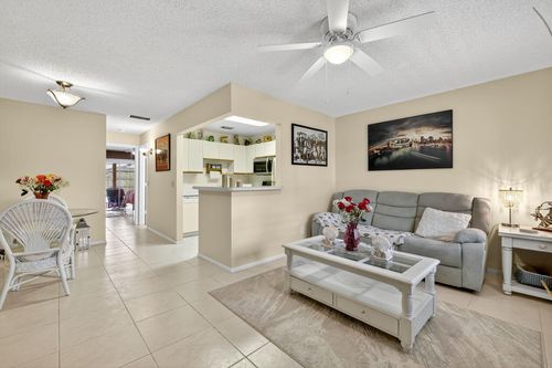 apt-204-23 Lake Vista Trl, Port St. Lucie, FL, 34952-6353 | Card Image