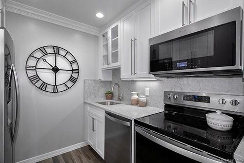 4224-42 Longfellow Ave, Levittown, NY, 11756-5796 | Card Image