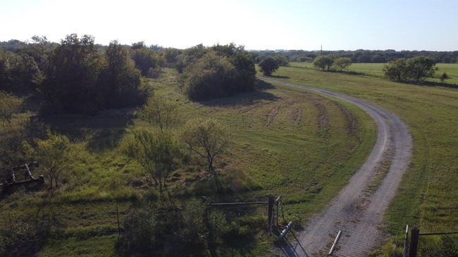 3901 S Nolan River Rd, Home with 3 bedrooms, 2 bathrooms and null parking in Cleburne TX | Image 9