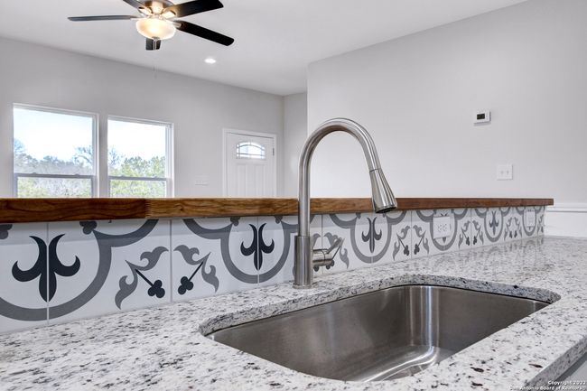 2514 Contour Dr, House other with 3 bedrooms, 3 bathrooms and null parking in Spring Branch TX | Image 13