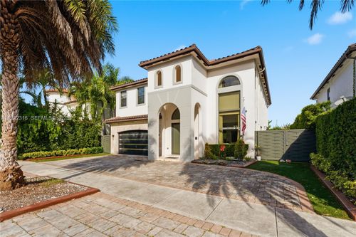 14461 Sw 22nd Ter, Miami, FL, 33175-6336 | Card Image