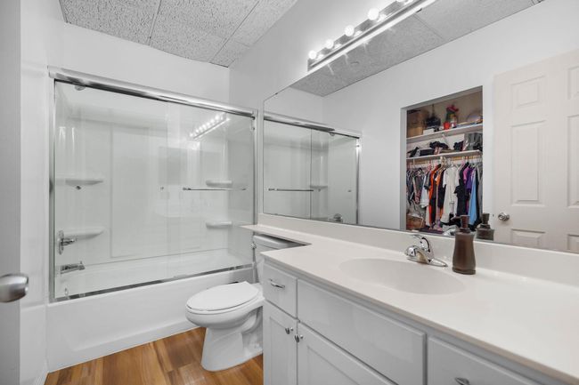 Full bathroom with walk-in closet | Image 13