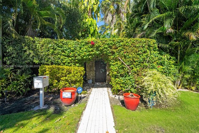 3613 Royal Palm Ave, House other with 4 bedrooms, 5 bathrooms and null parking in Miami FL | Image 37