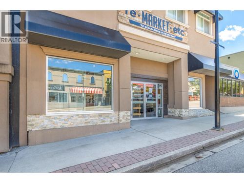 160 Hudson Avenue Ne, Salmon Arm, BC, V1E4N7 | Card Image