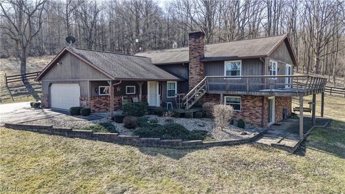 6717 Race Rd Nw, Strasburg, OH, 44680-9098 | Card Image