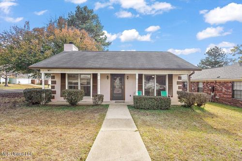 649 Bryceland Blvd, Ridgeland, MS, 39157-1207 | Card Image