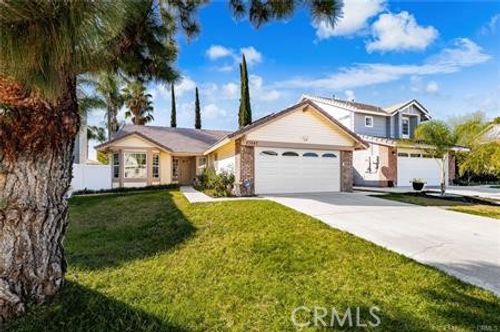 23867 Hyacinth Dr, Murrieta, CA, 92562-2010 | Card Image