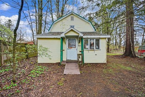 12210 Church Street, Yorkshire, NY, 14173 | Card Image