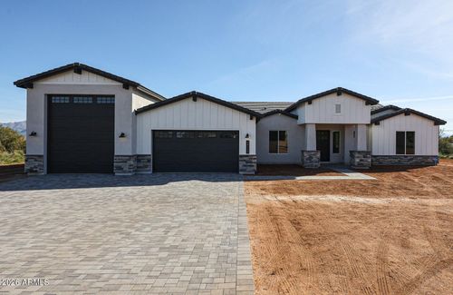 1644 E Creek Canyon Rd, Phoenix, AZ, 85086-9366 | Card Image