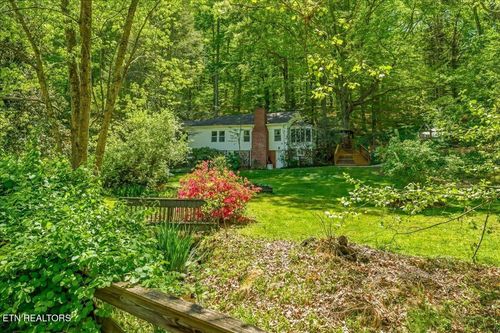 8773 White Wing Rd, Lenoir City, TN, 37771-7421 | Card Image