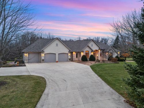 W3108 Sunshine Road, FREEDOM, WI, 54130 | Card Image